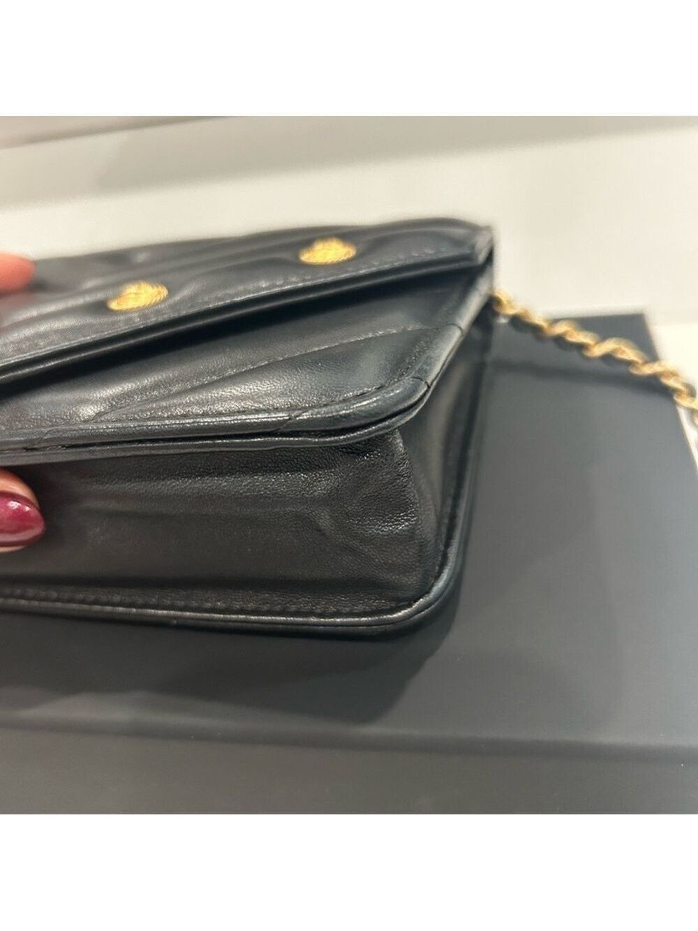Chanel Wallet on Chain - Picture 7 of 12